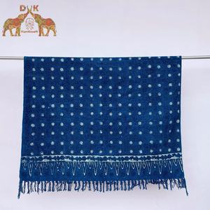 พรมลายจุดทำด้วยมือของชาวอินเดียพรมปูพื้นแบบสั่งทำสำหรับห้องนั่งเล่นและตกแต่งบ้าน - Product Image 3