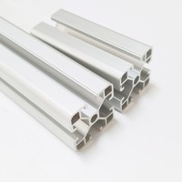 Extrusión de Aluminio Anodizado 6063-T5 de 40x40 mm para Estructura de Estación de Trabajo Industrial