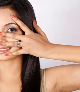 Anillo de Compromiso y Nupcial de Lujo en Plata de Ley 925 con Baño de Oro de 18K, con Alexandrita Certificada en Forma de Cometa, Luna de Mi Vida - Product Image 5