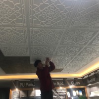 Meilleures ventes MyWow Decor Plaques de plafond modernes en PVC 3D 60x60 cm Étanches Épaisseur 0,6 mm Forme carrée Pour usage professionnel