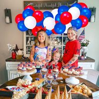 4 juillet fête patriotique fournitures rouge blanc bleu assiettes nappe bannières Cupcake Toppers ballons ensemble pour le jour de l'indépendance
