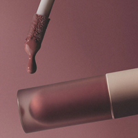 Brillant à lèvres hydratant végétalien de marque privée glaçure à lèvres mate longue durée effet miroir gelée personnalisée pour les lèvres plus dodues sexy à basse quantité minimale de commande