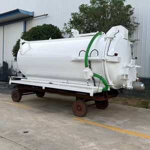 Camión de Succión de Aguas Residuales al Vacío de 10000 Litros con Tanque de Vacío para Alcantarillado, Precio de Fábrica China - Product Image 1