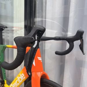 Bicicleta de Carretera de Fibra de Carbono Kozo, Venta Directa de Fábrica, 700c, Shimano Dura, Frenos de Disco Hidráulicos, OEM M-M-M-Kozo2-Shimano Dura Ac - Product Image 6