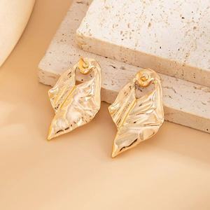 Pendientes de Botón Geométricos Irregulares con Incrustaciones Vintage Elegantes, Joyería de Moda Unisex, Accesorios para Fiestas, Aleación de Zinc - Product Image 4