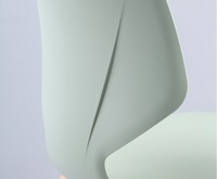 Chaise d'invité empilable en polypropylène avec base chromée pour salle de réunion, formation, école