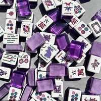 Ensemble de mahjong personnalisé en acrylique à trois couches de 160 pièces avec un motif de lapin porte-bonheur violet pour 4 joueurs, y compris l'emballage
