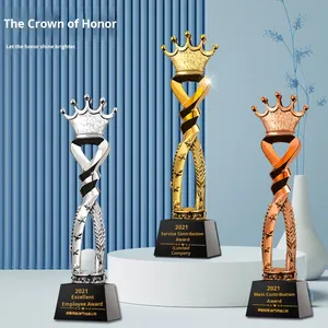 Trofeo in Cristallo a Forma di Corona, Premio Personalizzato, Regalo <span class=keywords><strong>per</strong></span> la Festa della Donna, Creativo ed Elegante <span class=keywords><strong>per</strong></span> Suocera e Nuova Sposa - Product Image 5