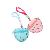 Tas Gantungan Kunci Portabel Grosir Pabrik, Casing Earphone Universal, Dompet Mini Bentuk Hati Stroberi Lucu, Tas Koin Pergelangan Tangan dengan Liontin