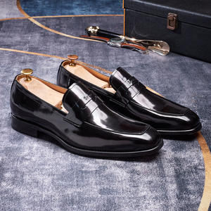 Mocasines de Cuero Charol Negro para Hombre, Diseño Brillante Sin Cordones con Punta Puntiaguda para Eventos Formales de Negocios y Bodas, para Caballeros Modernos - Product Image 1