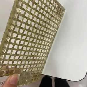กระจกลามิเนตตกแต่งด้วยตาข่ายโลหะสำหรับประตูตู้ภายใน - Product Image 4