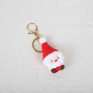 Portachiavi Gnomo Uncinetto Portachiavi Natalizio Fatto a Mano Amigurumi Ciondolo Decorazione di Natale Regalo Donna Bambina - Product Image 2
