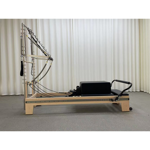 Studio Yoga Trainer Machine à bois Ressorts Pilates Reformer avec demi-tour pour Pilates Gym - Product Image 1