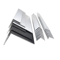 Fabrication de profilés en aluminium extrudé en forme de L pour bordure de carrelage, angles à 90 degrés