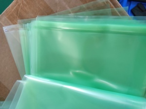 플라스틱 원료의 안전한 보관 및 보호를 위한 녹슬지 않는 PE 비닐 필름 백 - Product Image 3