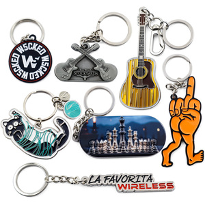 Porte-clés en alliage métallique Azusa 4-en-1 avec logo personnalisé, décapsuleur style dessin animé UV, outil de tir à la bière, mousqueton pour aventures en plein air - Product Image 4