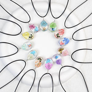 Mode femmes nouveau Design véritable collier de fleurs naturelles avec papillon filles diverses fleurs marguerite trèfle collier bijoux cadeaux - Product Image 1