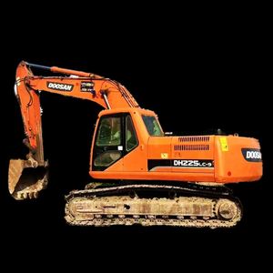 รถขุดตีนตะขาบ Doosan DH225LC 22.5 ตัน มือสอง พร้อมหัวต่อแบบ Quick Coupler และเบรกเกอร์  เครื่องยนต์ Doosan ได้รับการรับรองมาตรฐาน Daewoo CE  ปั๊มไฮดรอลิก KYB - Product Image 2