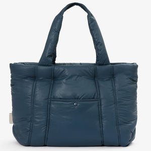 Bolso Tote Grande Personalizado con Logotipo, para <span class=keywords><strong>Mujer</strong></span>, Acolchado, con Cierre, Correa Ajustable para Llevar al Hombro o Cruzado - Product Image 6