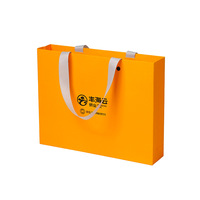 Petite boîte cadeau en carton rigide biodégradable avec impression offset à feuille d'argent et revêtement UV pour parfums, chaussettes, fourrures