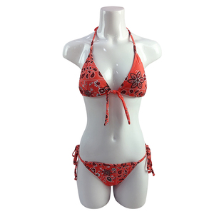 Venta <span class=keywords><strong>al</strong></span> por mayor dulce Sexy estampado <span class=keywords><strong>de</strong></span> Bandana <span class=keywords><strong>de</strong></span> nudo <span class=keywords><strong>de</strong></span> corbata y <span class=keywords><strong>lado</strong></span> Bikini <span class=keywords><strong>de</strong></span> triángulo para señorita - Product Image 1