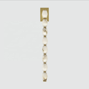 Lámpara <span class=keywords><strong>de</strong></span> pared moderna <span class=keywords><strong>de</strong></span> cadena <span class=keywords><strong>de</strong></span> alabastro española, candelabro <span class=keywords><strong>de</strong></span> alabastro, interior <span class=keywords><strong>de</strong></span> latón, luz <span class=keywords><strong>de</strong></span> ambiente <span class=keywords><strong>de</strong></span> piedra <span class=keywords><strong>de</strong></span> mármol <span class=keywords><strong>de</strong></span> longitud múltiple - Product Image 1