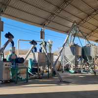 Machine à granulés d'aliments pour animaux de ferme avicole 300k, moulin à granulés à matrice annulaire, capacité de 3-5 tonnes par heure pour usine d'aliments.