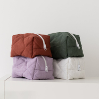 Pochette cosmétique de haute qualité pour femmes, couleur unie, légère, sac de maquillage en lin matelassé pour les voyages