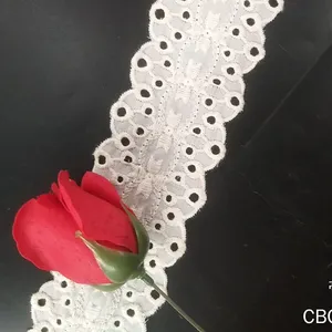 Adorno de encaje blanco de ganchillo, 100% algodón, flor simétrica, hueco, a granel