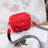 Grosir murah musim panas mode wanita dompet selempang persegi tas telepon kurir Mini kancing tas bahu selempang untuk perjalanan