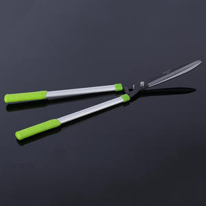 Cisaille de jardin en alliage d'aluminium Mountain Vine à tête droite 210 mm, manche vert, pour la taille des haies - Product Image 4