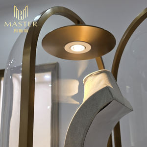 Vitrina de Joyería MASTER con Forma de <span class=keywords><strong>Faro</strong></span>, Mostrador de Vidrio Premium con Cerradura para Exhibición en <span class=keywords><strong>Tiendas</strong></span> de Joyería - Product Image 6