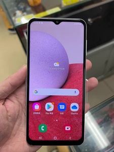 Teléfono Inteligente Gala A13 4G, 99% Nuevo, Pantalla LCD FHD de 6.6 Pulgadas, 5000 mAh, Cámara de 50 MP, Android 12, Ocho Núcleos, Doble SIM - Product Image 2