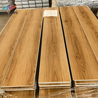 Planches de sol en vinyle SPC de luxe, 100% imperméables et ignifuges
