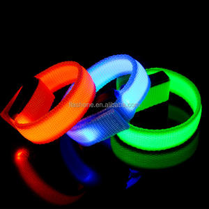Gelang Pernikahan LED Logo Kustom, Gelang Nilon Menyala untuk Hadiah Promosi Pesta - Product Image 5