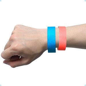 Bracelets jetables en Tyvek personnalisés pour l'entrée d'événements et de fêtes - Product Image 1