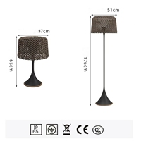 Les lumières solaires faites à la main de patio du rotin LED IP65 imperméabilisent l'éclairage extérieur de lampes d'allée de jardin