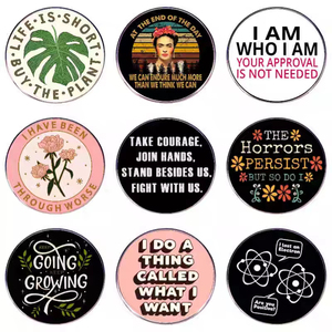 Broche personnalisée style classique, ton de couleur anglais, avec <span class=keywords><strong>phrase</strong></span> courte, modèle PER 044, style Love, plaqué nickel noir, imprimée en typographie - Product Image 1