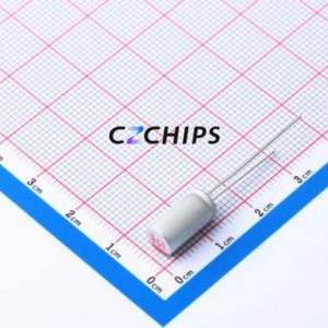 Condensador Sólido HS0Q827M0611PC, Componente de Orificio Pasante (THT), D6.3xL11.5mm 820uF 20% 7.5V 2.5mm - Product Image 1