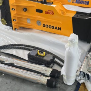 หัวเจาะไฮดรอลิก SOOSAN รุ่น SB60 แบบกล่องเก็บเสียง พร้อมหัวสกัด สำหรับรถขุดขนาด 15-18 ตัน ยี่ห้อ Hitachi Cat Volvo - Product Image 5