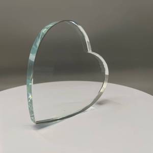 Forma de corazón Patrón imprimible en blanco Texto Vidrio en blanco Regalo Transparente Personalizar Grabado Cristal Marco de fotos en forma de corazón - Product Image 3