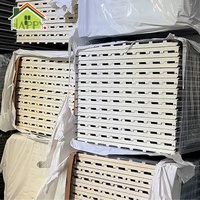 Matériaux de construction de conception moderne, panneaux de toiture en métal sandwich, panneaux de toiture en alliage d'aluminium pour maison
