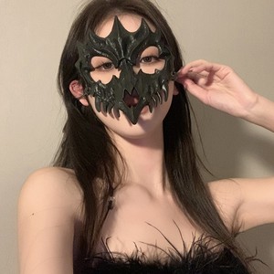 Maschere Anime di Halloween: Tigri, Lupi-Umani e Maschere in Plastica per Cosplay e Feste, Maschera di Halloween per Donne - Product Image 6