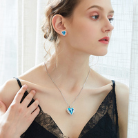 Collar con Colgante de Corazón y Alas de Ángel con Cristales y Gemas, Chapado en Oro, Elegante y Cristiano, para Mujer, de CDE