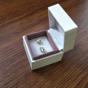 Boîte à bijoux en plastique exquise pour colliers et bagues, personnalisable avec logo, vente directe usine - Product Image 2