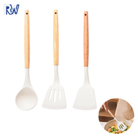 Ustensiles de cuisine anti-brûlure résistants aux hautes températures Approvisionnement direct d'usine Manche en bois Ensemble d'outils de cuisson