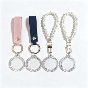 Portachiavi Rotondo in Acrilico Vuoto per Foto con Cinghia in Pelle PU Effetto Perla, Mini Cornice Impermeabile Fai-da-te per Immagini, Regali Aziendali - Product Image 1