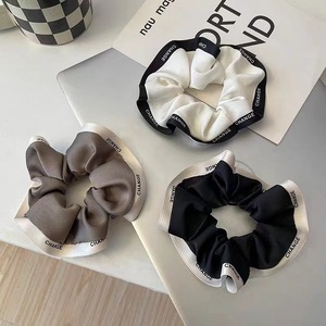 Bphne mejor selección personalizada marcas famosas Malla tela letra blanco y negro pelo Scrunchie - Product Image 2