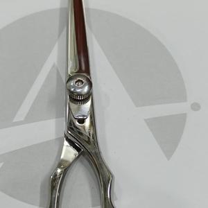 Tijeras de barbero J2 de acero inoxidable, con soporte de dedo fijo y tornillo ajustable, precio barato, venta al por mayor - Product Image 4