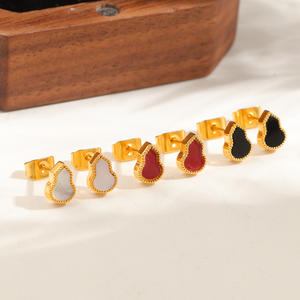 Les boucles d'oreilles en forme de gourde en acier titane pour femmes présentent un style <span class=keywords><strong>chinois</strong></span> simple et moderne, avec un design de niche et un aspect naturel. - Product Image 2